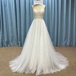 Tulle Sweetheart A-line Wedding Dress with Chapel Train