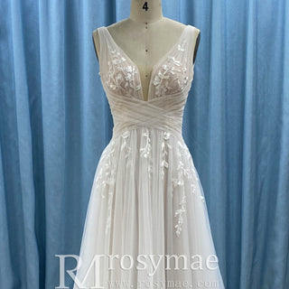 Sexy Deep Vneck Tulle Lace Sheath Wedding Dress with Tank Top