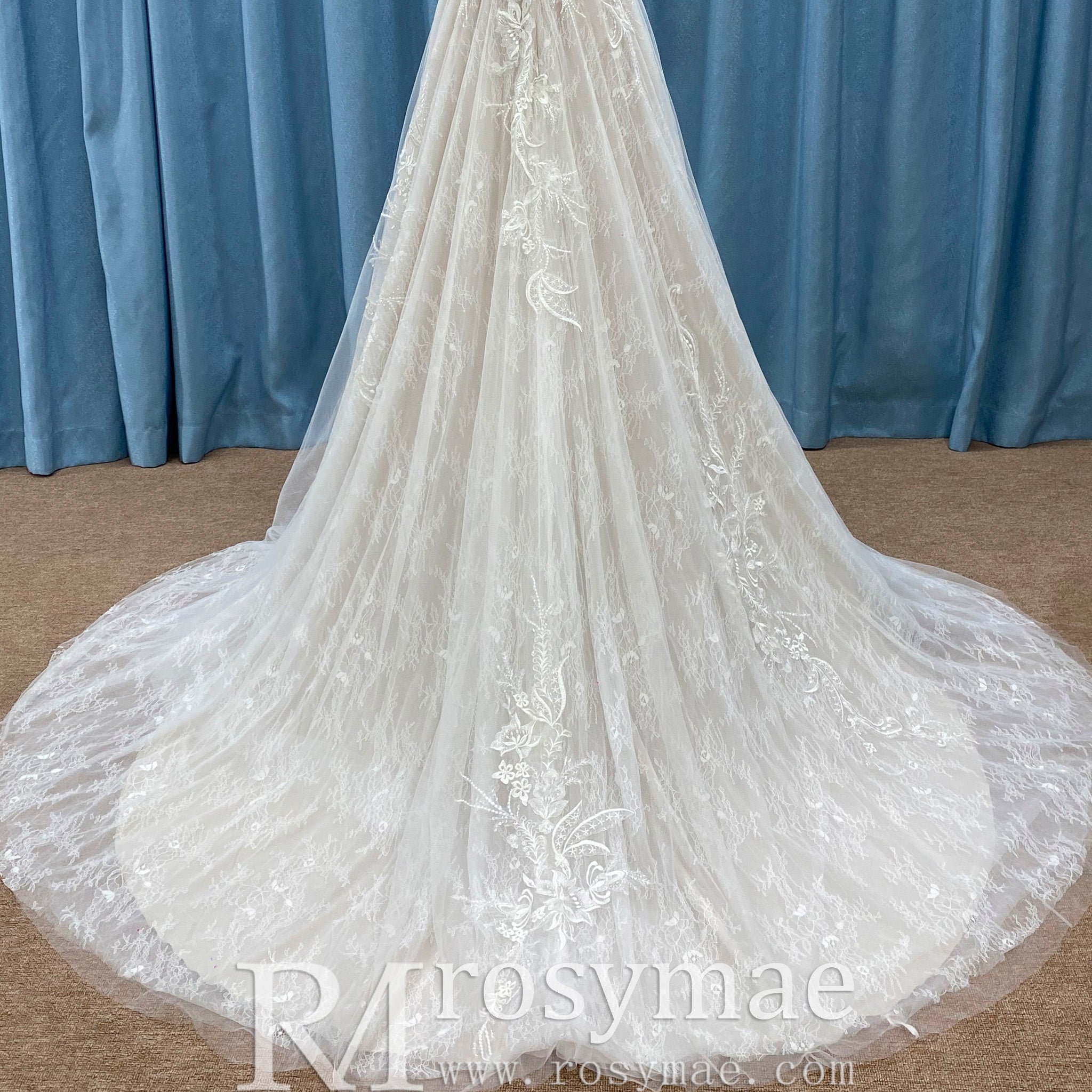 Trendy A-line Tulle Floral Lace Wedding Dress with Sapaghetti Strap - Rosymae