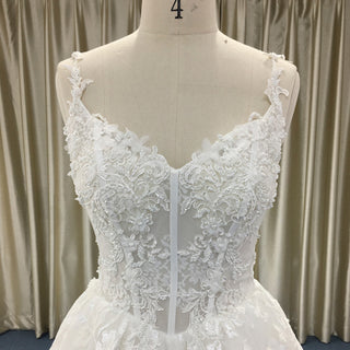 Elegant A-line Floral Lace Appliqued Wedding Dress with Spaghetti Strap