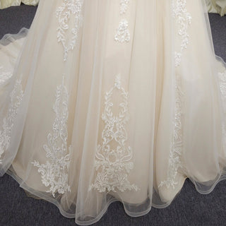 Vintage A-line Tulle Appliqued Lace Wedding Dress with Cap Sleeve - Rosymae