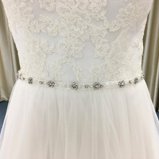 Vintage A-lkine Wedding Dress with Lace Bodice and Tulle Skirt for Brides - Rosymae
