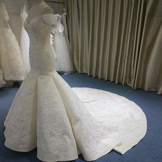 Vintage Off the Shoulder Trumpet Wedding Dress with Floral Lace Appliqued - Rosymae