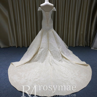 Vintage Off the Shoulder Trumpet Wedding Dress with Floral Lace Appliqued - Rosymae