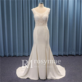  scoop neck fitted wedding dress
