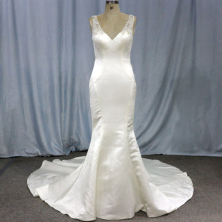 Mermaid Fitted Lace Wedding Dress With Deep V-neckline