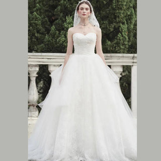 Strapless Sweetheart Neckline Ball Gown Wedding Dress