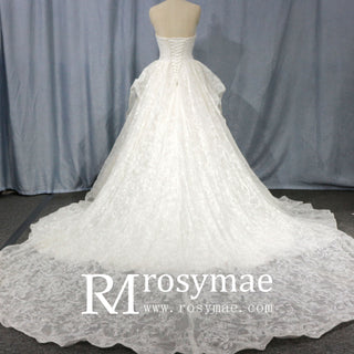 Strapless-ruffled-bride-wedding-dress