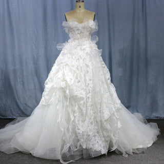 Sweetheart Neckline Wedding Dress