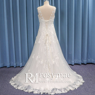 Plus Size Tulle and Lace A-line Wedding Dress with Cap Sleeve