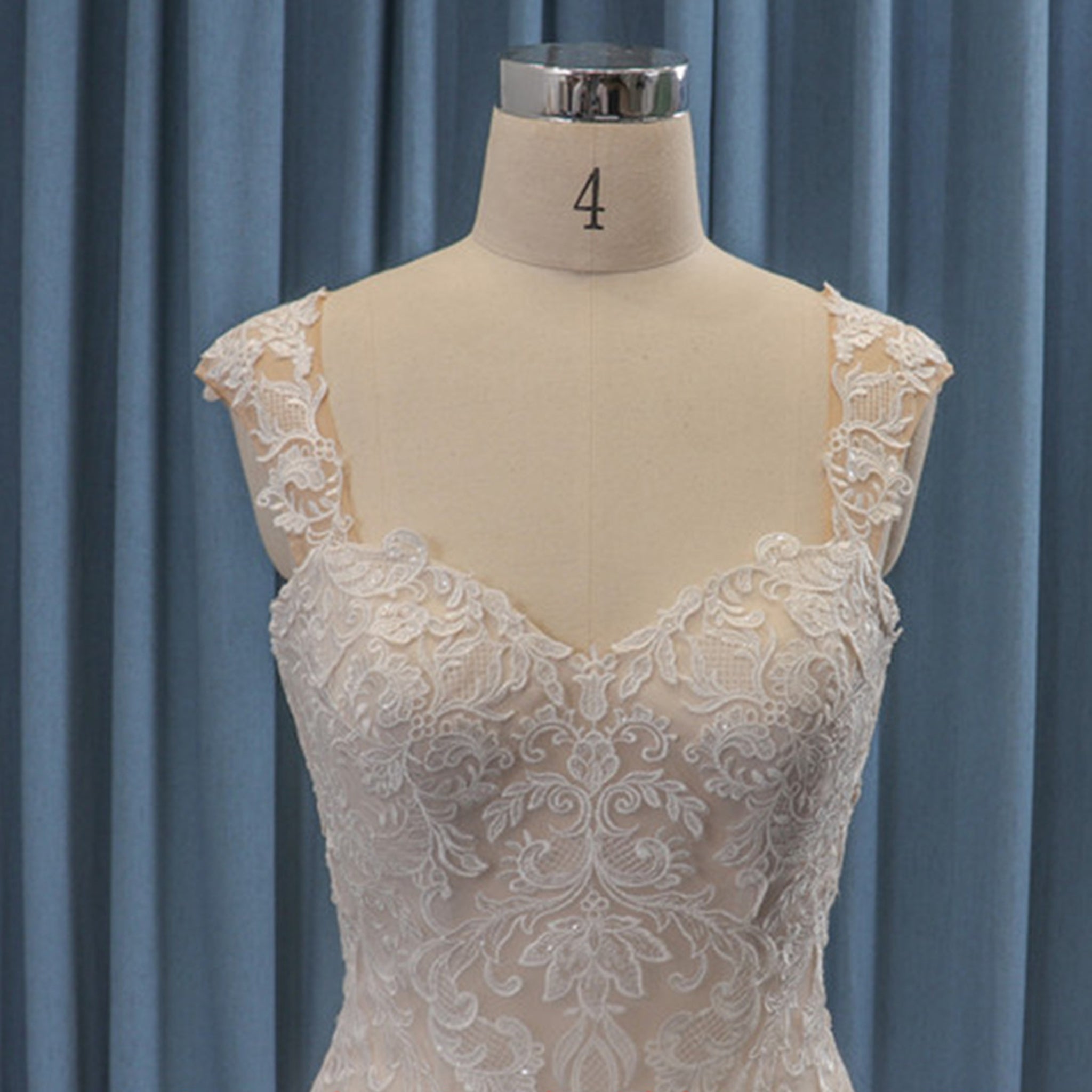 A-line Tulle and Lace Keyhole Wedding Dress for Women - Rosymae