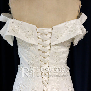 Affordable Off-the-shoulder Trumpet Wedding Dresses for Womens - Rosymae