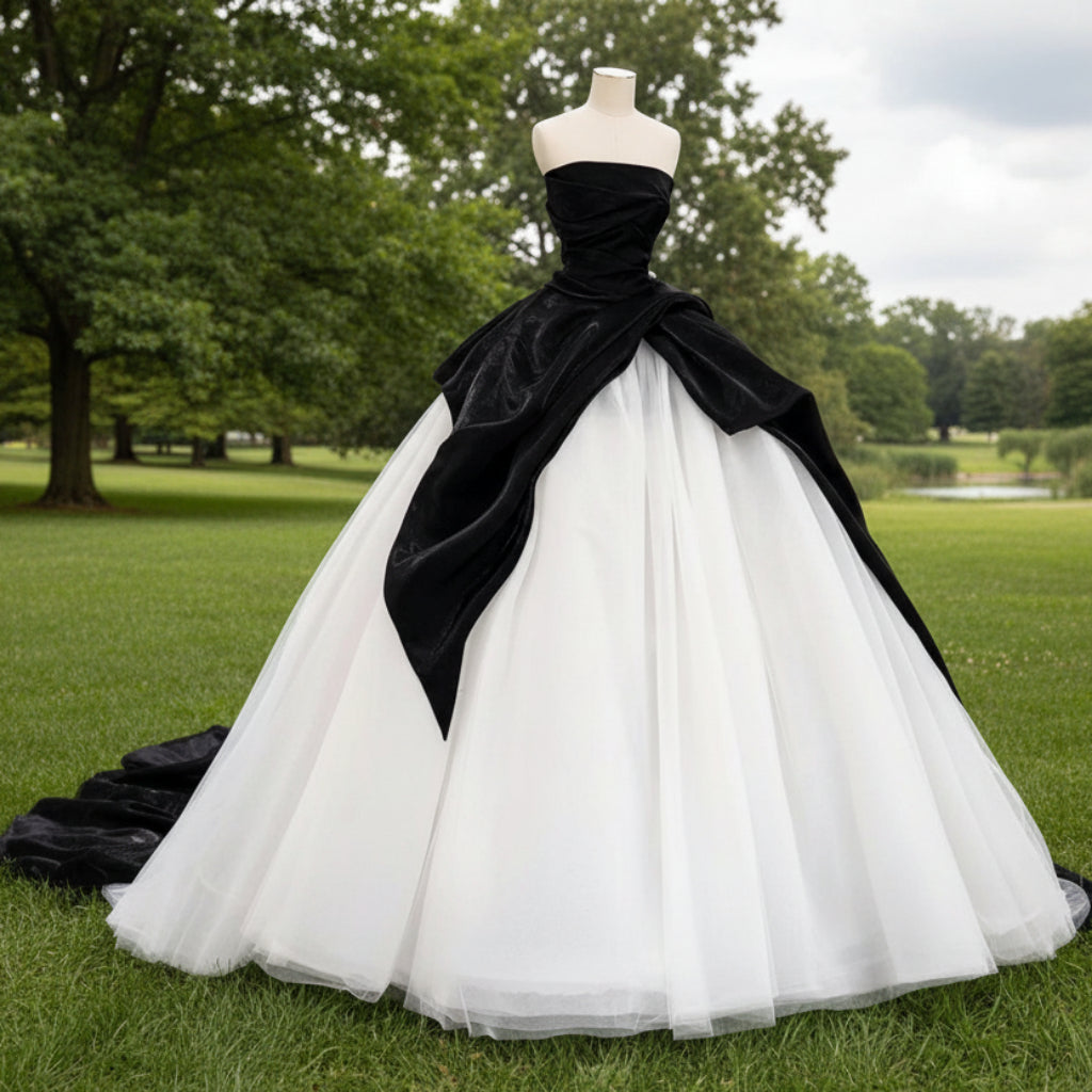 Black and White Wedding Dresses with Ballgown Strapless Neck White and Black / 24W Black and White Wedding Dresses with Ballgown Strapless Neck White and Black / 24W