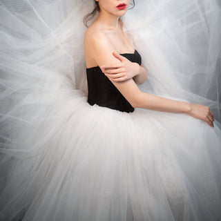 Tulle Black and White Wedding Dress with Strapless Curve Neck A-line