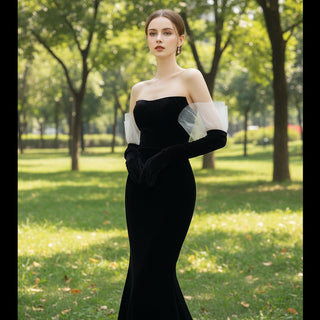 Black White Trumpet Mermaid Wedding Dress With Curve Neck - Rosymae