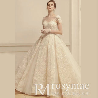 Short Cap Sleeve Ball Gown Lace Wedding Dress with Keyhole