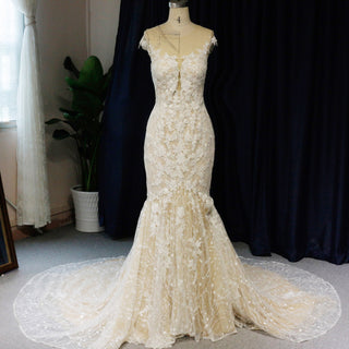 Cap-Sleeves Trumpet/Mermaid Appliques Garden/Outdoor Wedding Dress - Rosymae