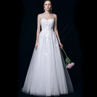 Strapless A-Line Tulle Wedding Dress with Curve Neckline