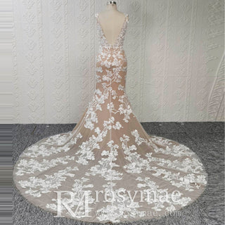 Elegant Floral Lace Trumpet Wedding Dresses with Plunging V-neck - Rosymae