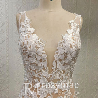 Elegant Floral Lace Trumpet Wedding Dresses with Plunging V-neck - Rosymae