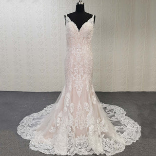 Elegant Open Back Mermaid Trumpet Lace Wedding Dress with V-neck - Rosymae