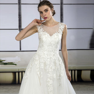 Sparkly Tulle Embroidery Lace Wedding Dress with Cathedral Train