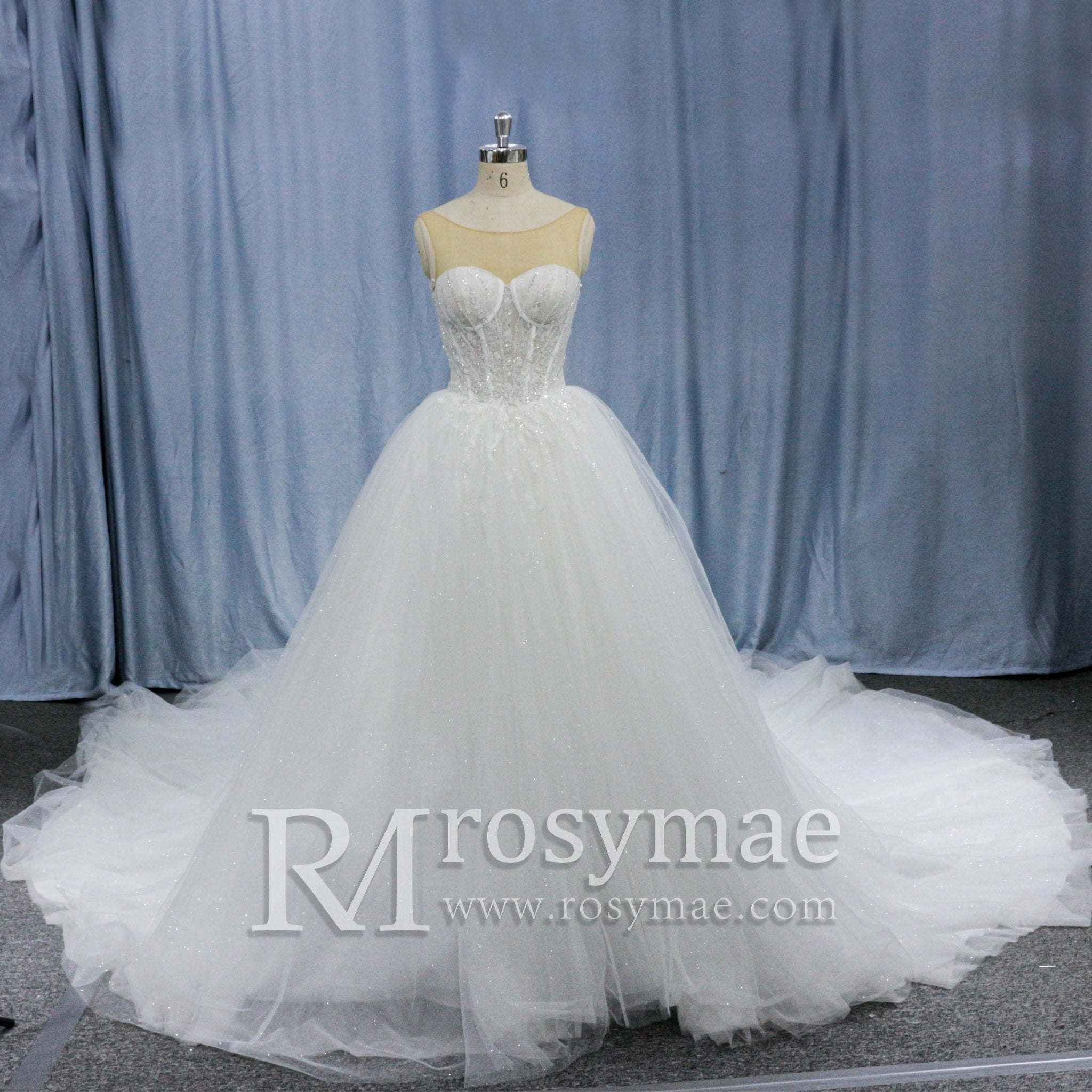 Fashionable Princess Sheer Back Beading A line Wedding Dress - Rosymae