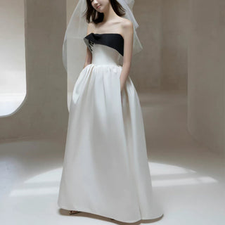 Curve Neck Satin Sheath Bridal Gown Wedding Dress with Pocket