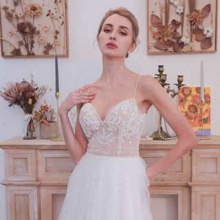 Gorgeous Spaghetti Straps Floral Lace A-Line Wedding Dress - Rosymae