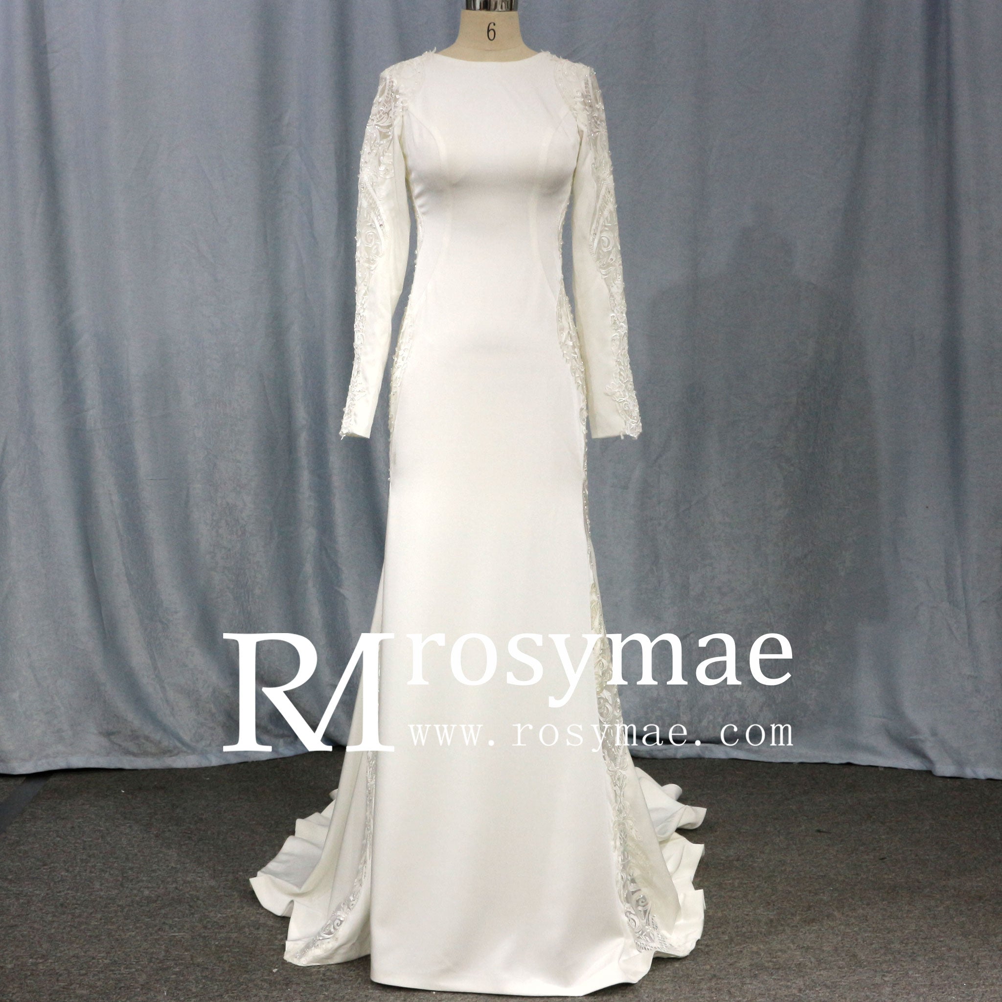 Low Back Vintage Wedding Dress High Neck Bridal Gown with Long Sleeve Ivory / Custom Size Low Back Vintage Wedding Dress High Neck Bridal Gown with Long Sleeve Ivory / Custom Size