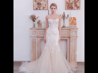 Spaghetti Strap Vintage Mermaid Lace Appliques Wedding Dress