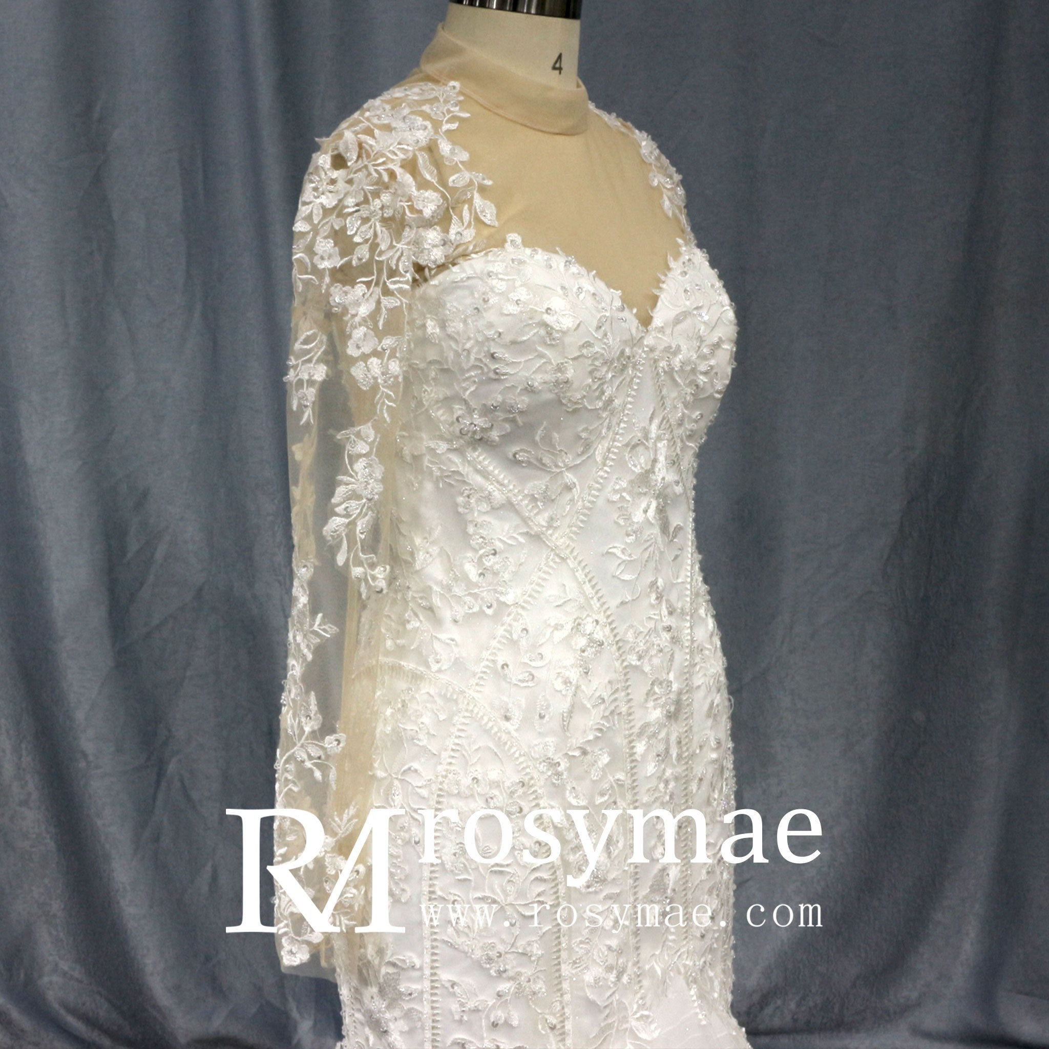 Keyhole Back Trumpet O-neck Wedding Dress With Long Sleeves - Rosymae