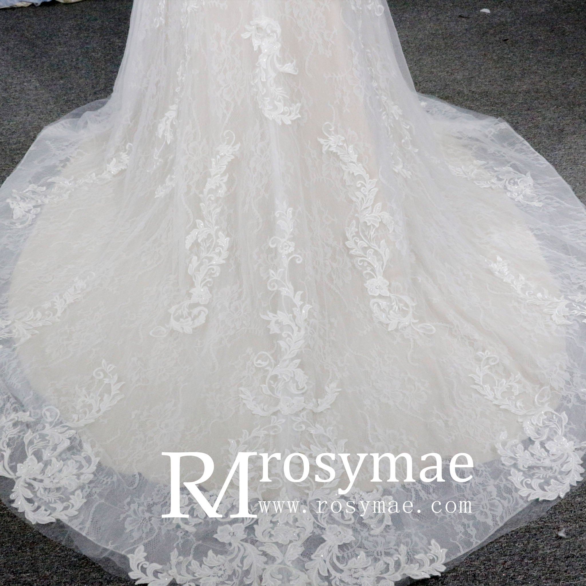 Long Sleeve Mermaid Lace Wedding Dress With Chapel Train - Rosymae