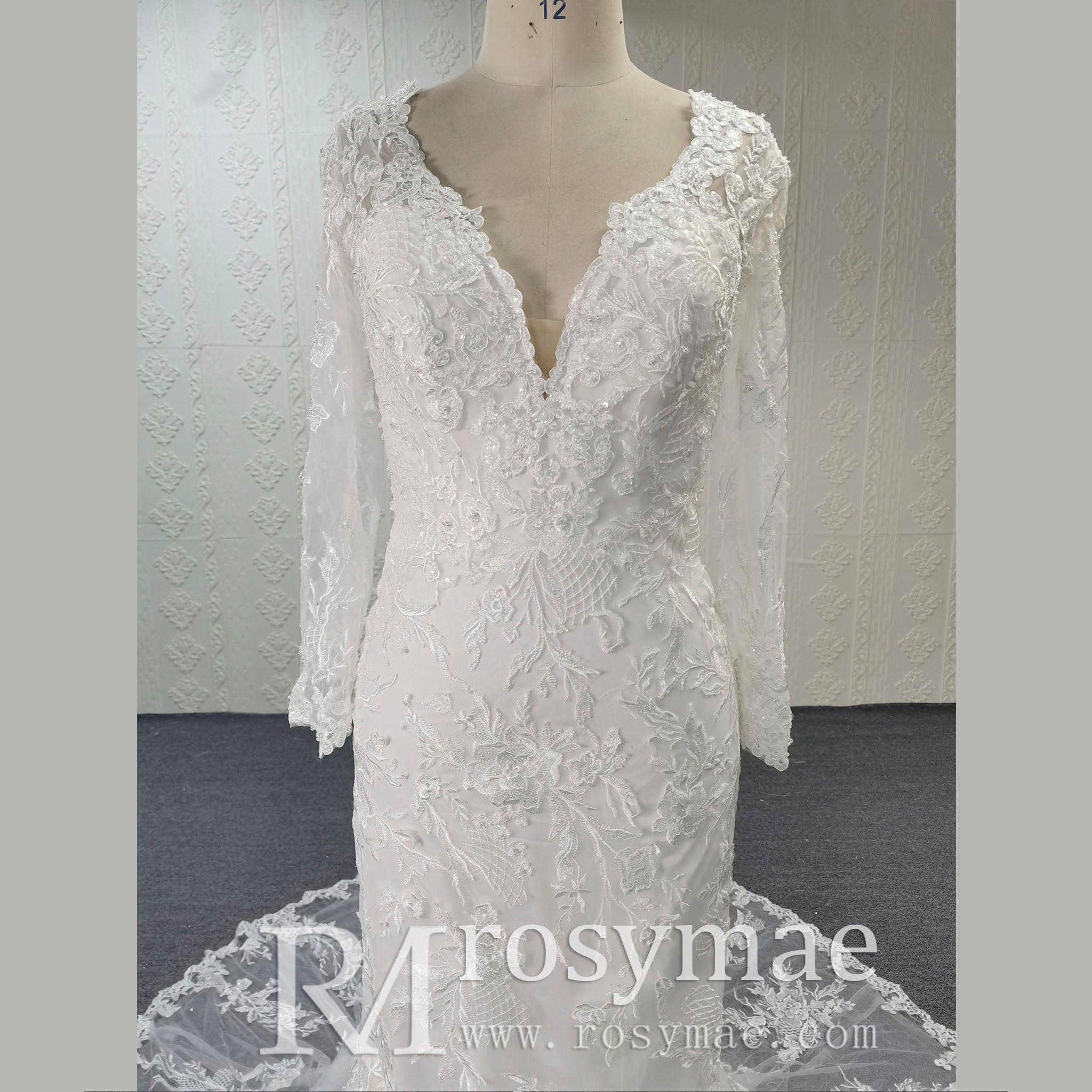 Long Sleeve V-neck Mermaid Lace Wedding Dresses with Keyhole - Rosymae