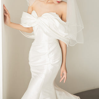 Simple Taffeta Trumpet Wedding Dress with Off the Shoulder Sleeve