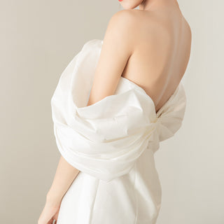 Simple Taffeta Trumpet Wedding Dress with Off the Shoulder Sleeve