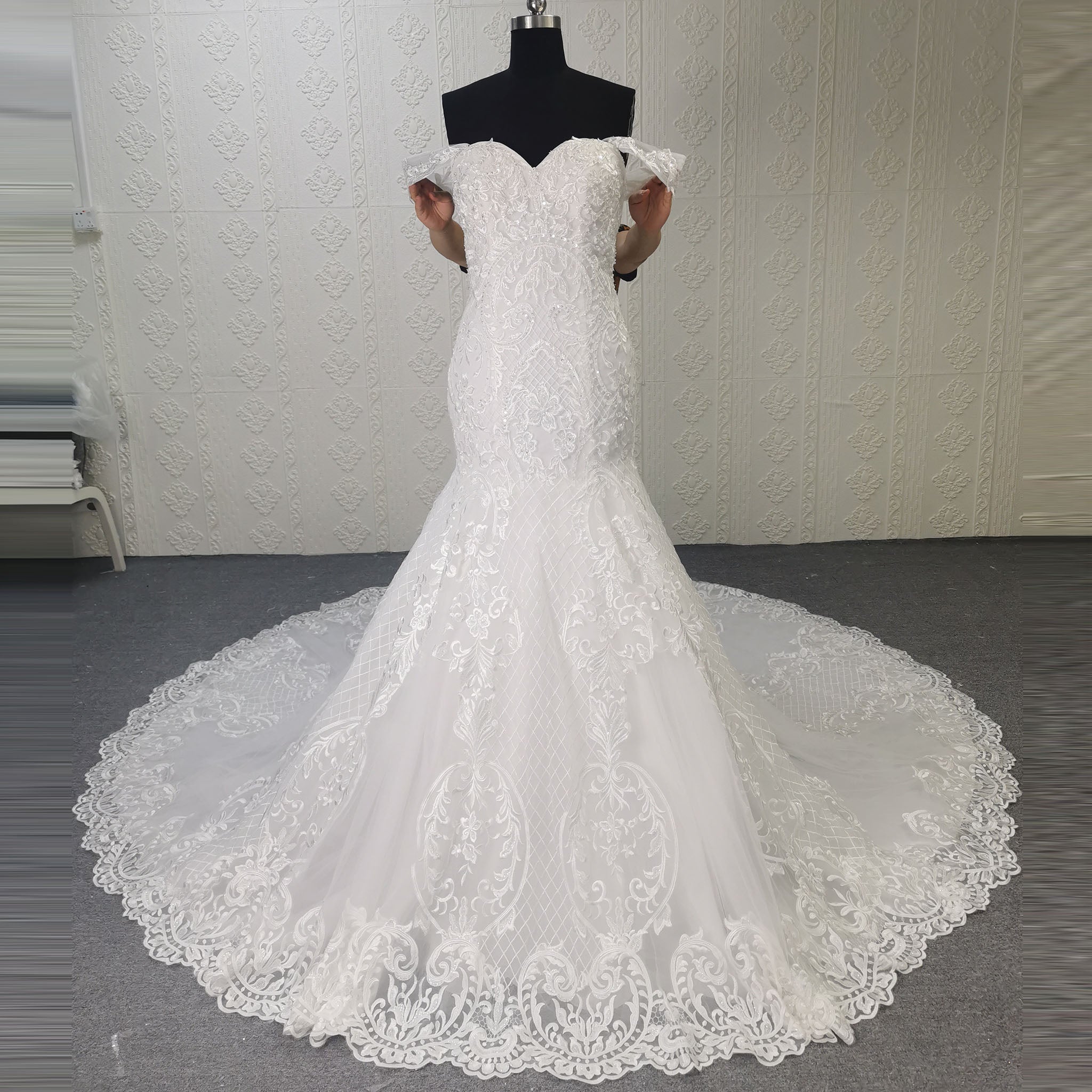 Off the Shoulder Sweetheart Trumpet Lace Wedding Dress - Rosymae