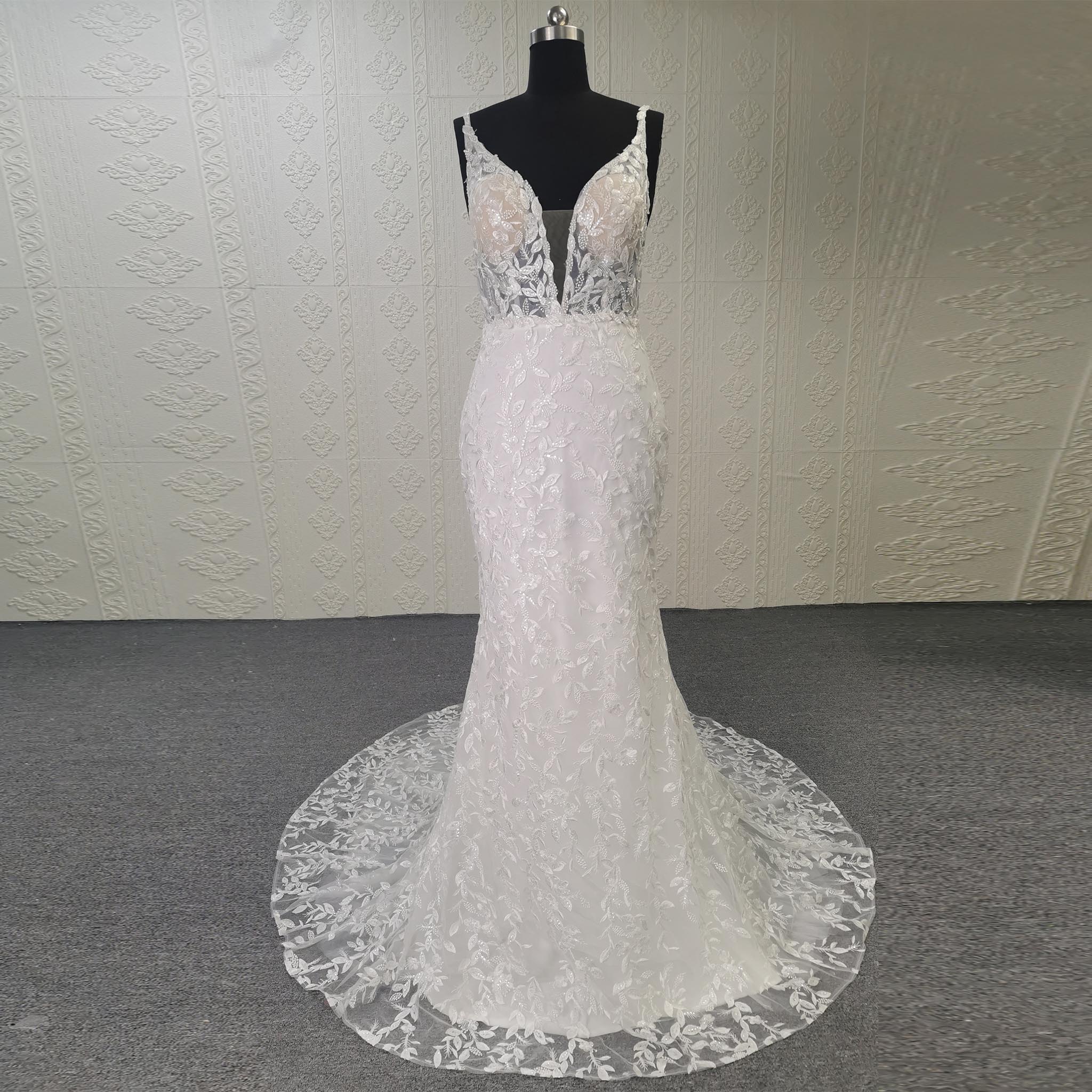 Plunging Deep V-neck Trumpet Floral Lace Wedding Dresses - Rosymae