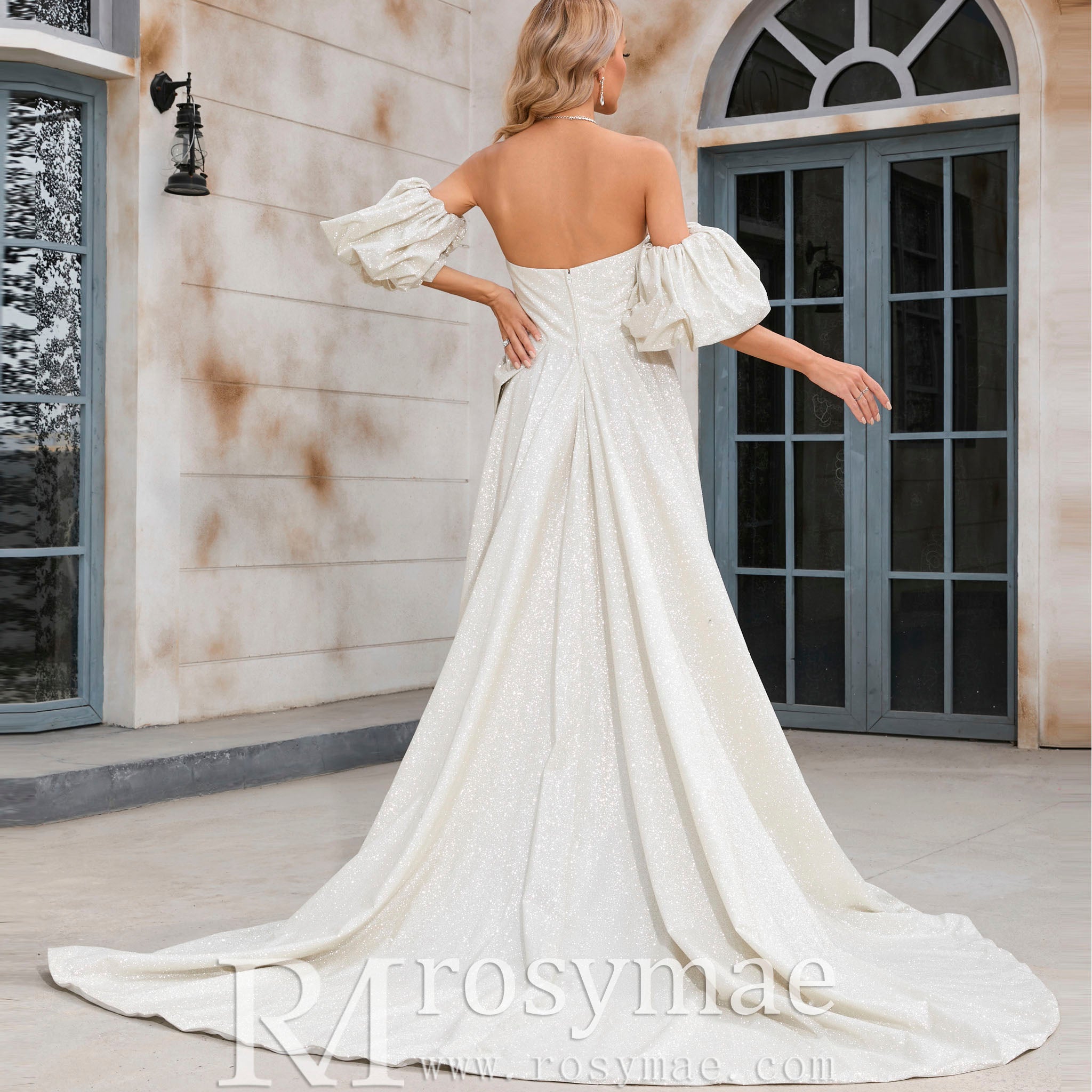 A-line Wedding Dress with Sweetheart Neckline and Detachable Sleeves Light Champagne / 16W A-line Wedding Dress with Sweetheart Neckline and Detachable Sleeves Light Champagne / 16W