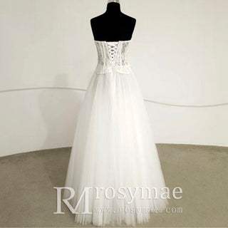 A-Line/Princess Curve Neck Tulle Floor Length Wedding Dress