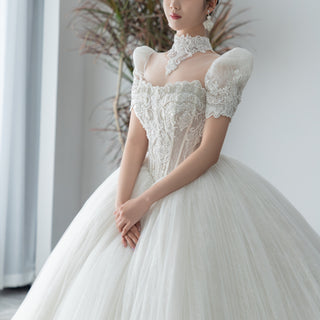Puffy Short Sleeve Ball Gown Wedding Dress with O-neck