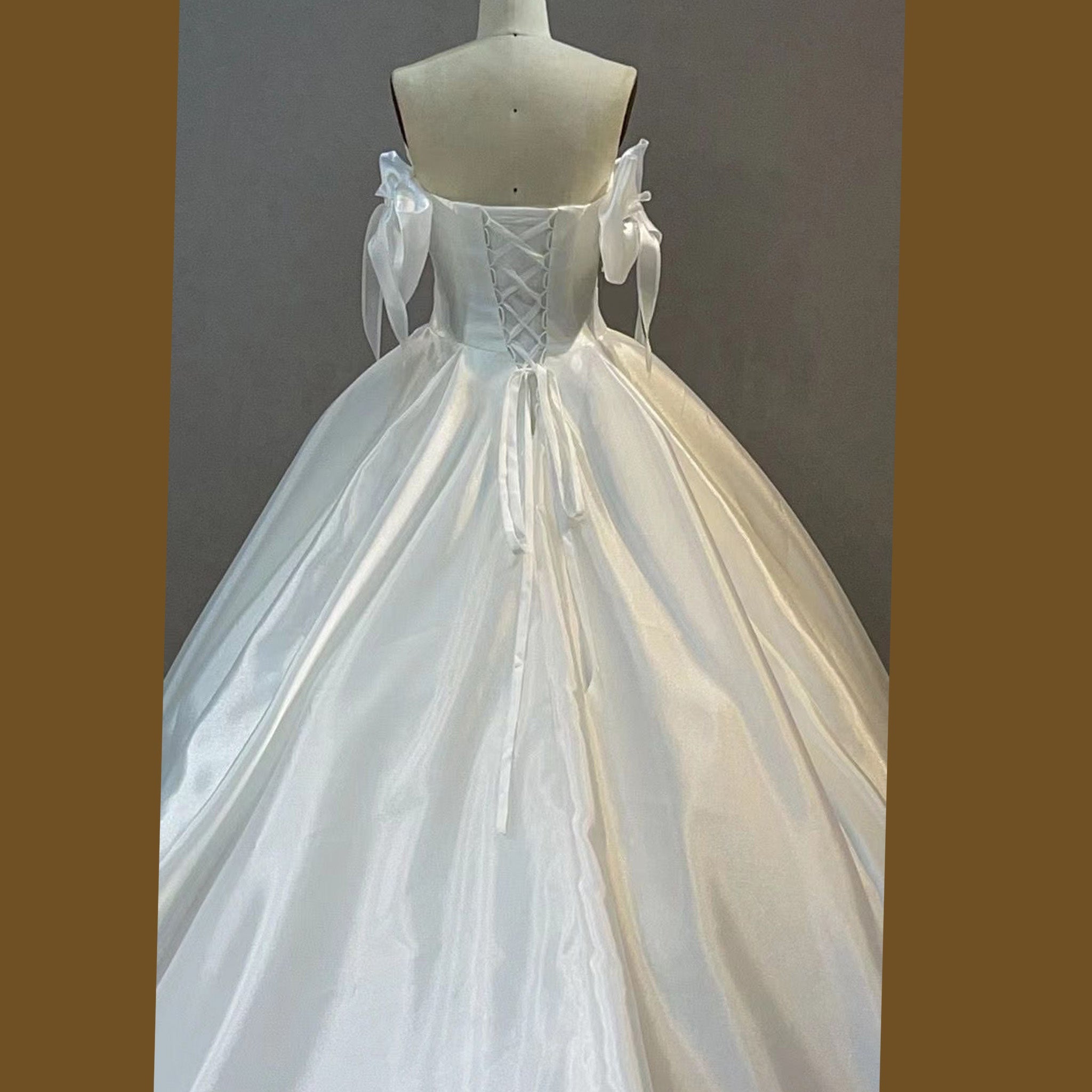 Strapless Organza V-neck Bridal Gown Wedding Dress Removable Sleeve - Rosymae