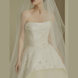 Curve Neck A-line Wedding Dresses Bridal Gowns with Pearls