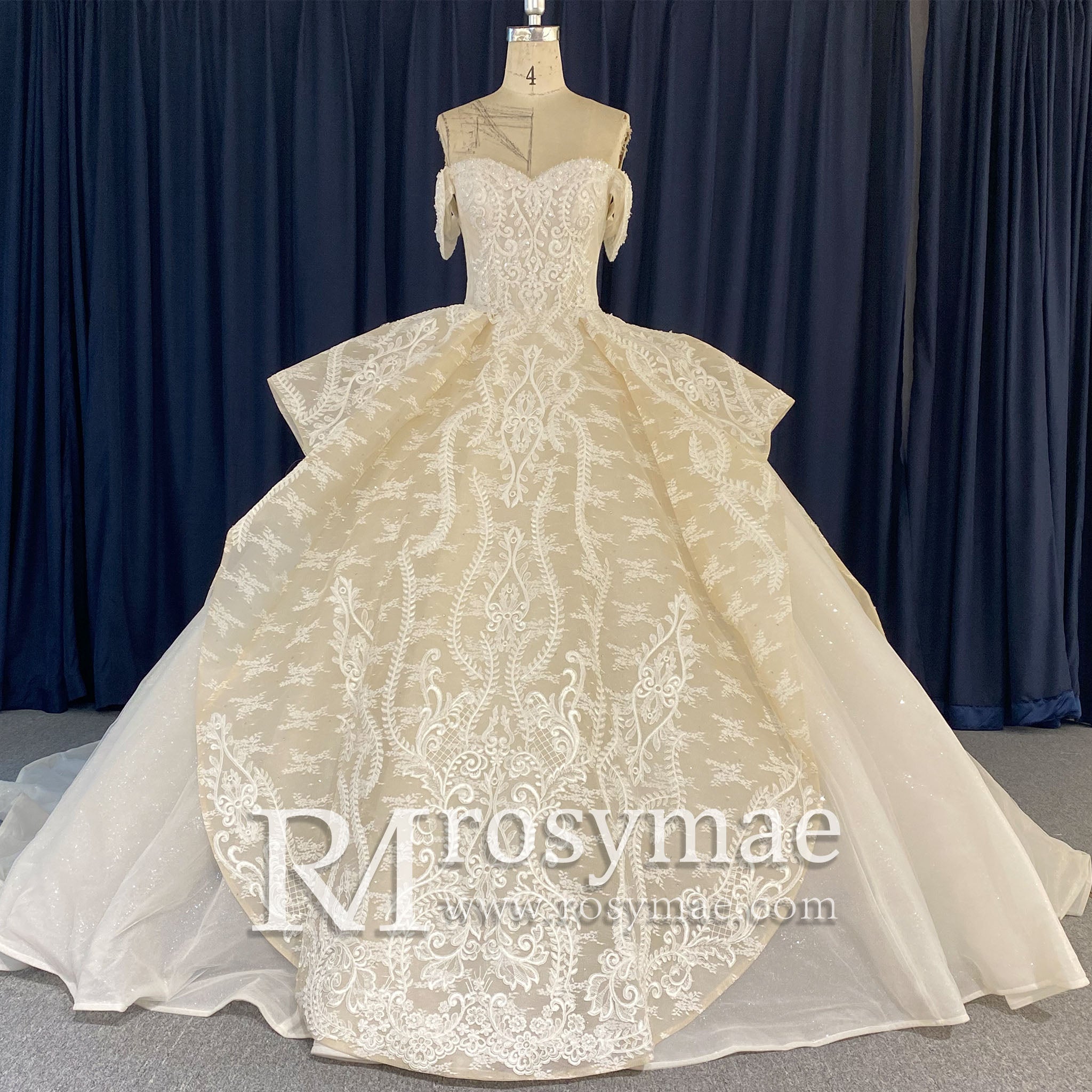 Trendy Traditional Sweetheart Off-the-Shoulder Wedding Dress - Rosymae