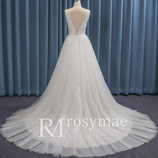 Classic Plunging V Neckline Tulle and Lace A-line Wedding Dress