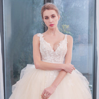 Tulle Tank V-Neck Ball Gown Wedding Dress With Layered Skirt - Rosymae