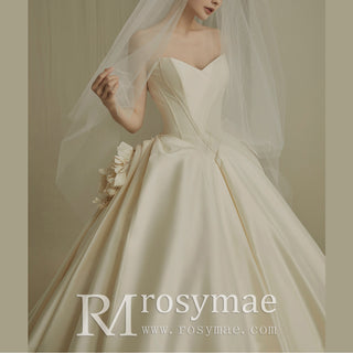 Strapless V-neck Satin A-line Wedding Dress with Flowers