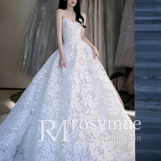 white-lace-wedding-dress
