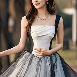 Trendy Black And White Wedding Dresses 2023 Square-neck For Bride